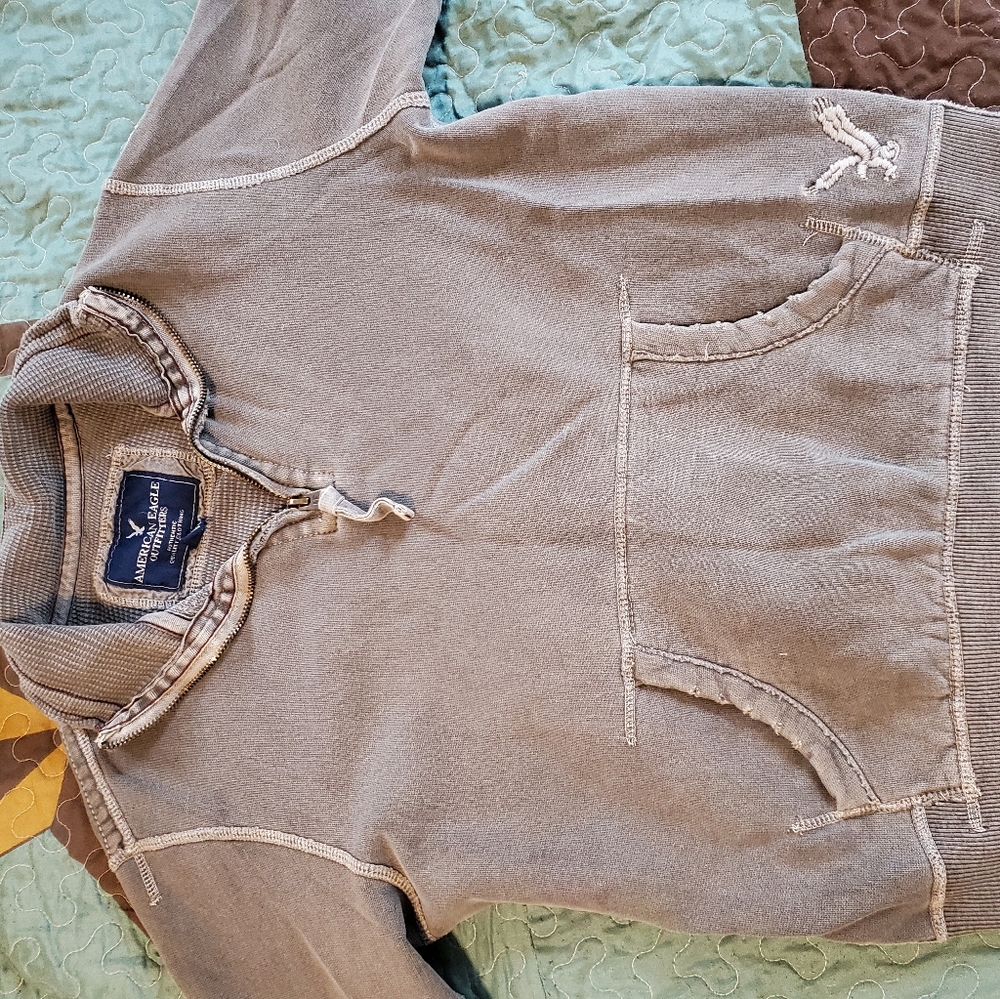 American Eagle Sweatshirt